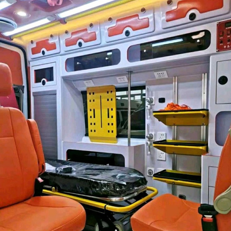 沾益长途救护车护送病人租赁价格